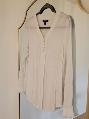 White V-Neck Long Sleeve Button-Placket Blouse
